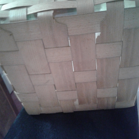 Peterboro Basket Company Square Short Basket with Plastic Liner and Handle - Picture 2 of 5